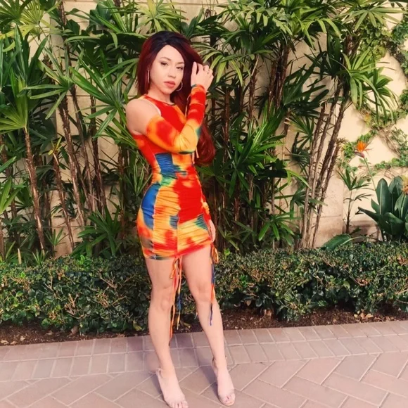 “In Living Color” Dress - Picture 3 of 4